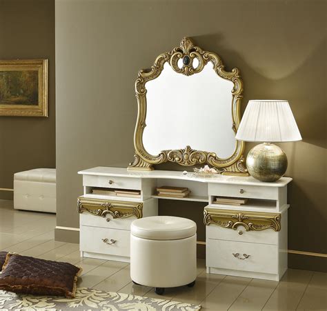 Barocco Ivory w/Gold, Camelgroup Italy, Classic Bedrooms, Bedroom Furniture