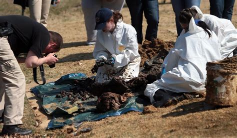 Warren County authorities exhume body in cold case from 1987 | St. Charles | stltoday.com