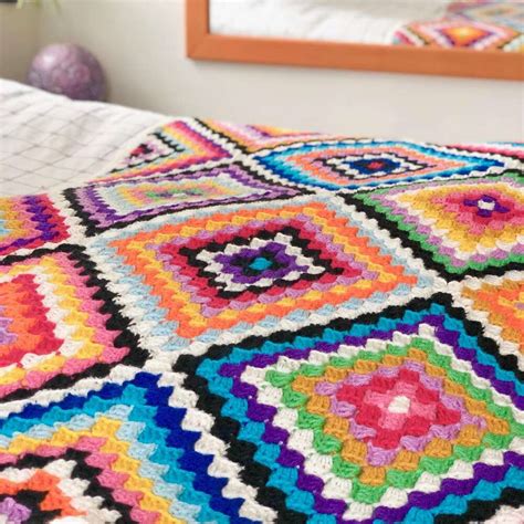 28 of the Best Corner-to-Corner Crochet C2C Blankets - This Pixie Creates