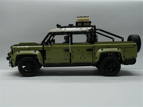 LEGO MOC Land Rover Defender Pickup by Styxan | Rebrickable - Build with LEGO