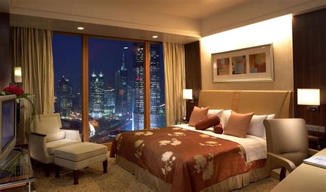 Shangri-La Pudong Shanghai – Bilkey LLinas Design