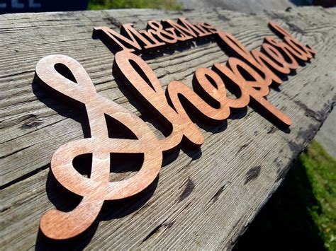 Mr and Mrs Last Name Sign. Wood decor. Wedding Signs. | Wood themed wedding, Engraved wedding ...