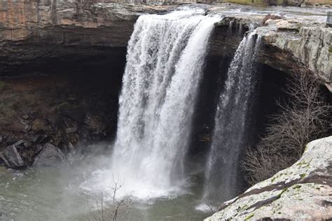 Noccalula Falls, Alabama | The Waterfall Record