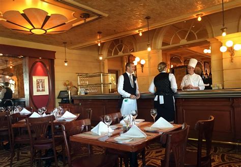 Best Epcot Restaurants - EverythingMouse Guide To Disney