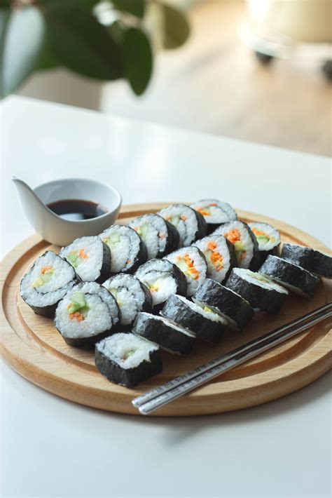 Complete Guide to the Best AYCE Sushi in Chicago - MVMT Blog