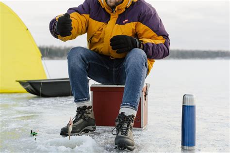 How to catch crappie ice fishing - The Fishing Essentials