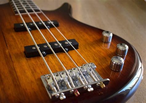 5 Best Short-Scale Bass Guitars