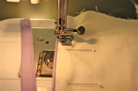 Sewing Secrets: Sewing a Lapped Zipper in a Skirt