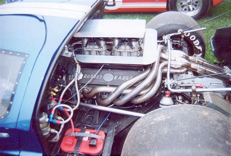 Photo: GT 40 engine | Ford Centennial of Racing 2001 album | Kos ...