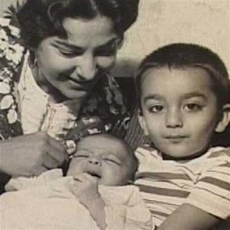 Sanjay Dutt clicked with his sister and mother Nargis | Birthday ...