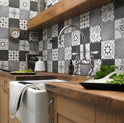 Top 15 Patchwork Tile Backsplash Designs for Kitchen