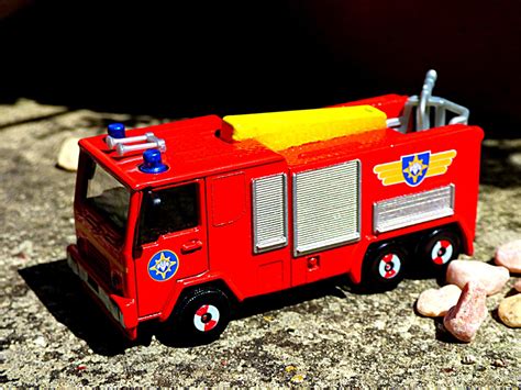 Chez Maximka: Fireman Sam Diecast Vehicle Set