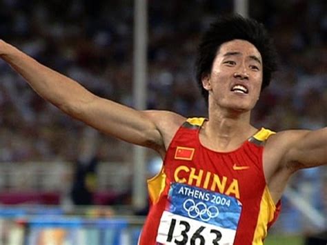 Liu Xiang Wins Historic 110m Hurdles Gold - Athens 2004 Olympics - YouTube