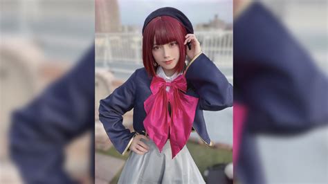 Arima Kana cosplay by Akase Akari dazzles Oshi no Ko fandom | ONE Esports