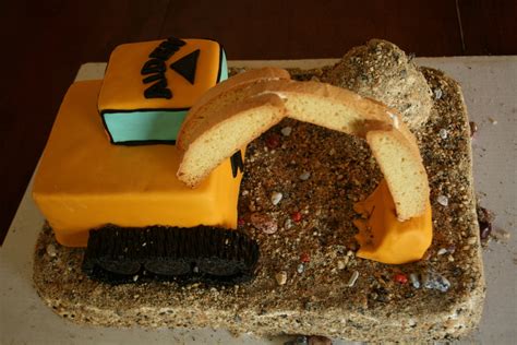 Excavator Cake - CakeCentral.com