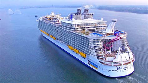 Harmony of the Seas inside - Royal Caribbean. Cruceros / Cruises ...