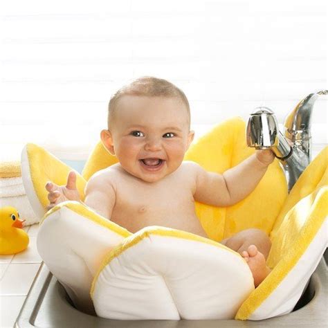 7 Awesome Baby Bath Products | SoInTheKnow