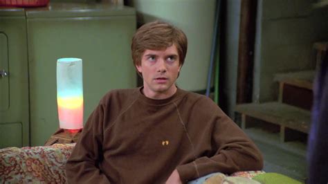 Hang Ten Brown Sweatshirt Of Topher Grace As Eric Forman In That '70s Show S07E21 "2120 So ...