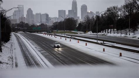 Charlotte NC winter snowstorm live video | Charlotte Observer