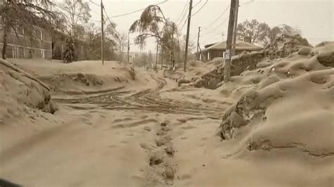 Russia: Villages covered in ash as Shiveluch volcano erupts in ...