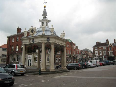 2008/09/08 Beverley, Yorkshire – Distractions, reflections