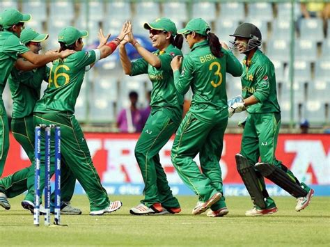 World T20: Pakistan Women Beat India Via D/L Method - World T20, 2016 News