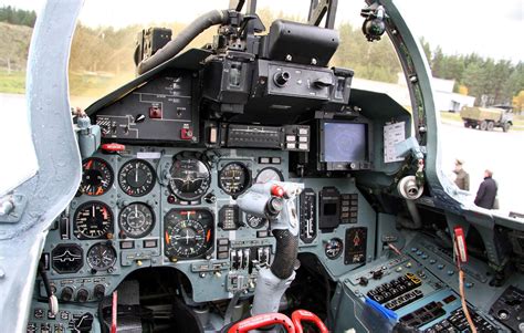 Su-27 Cockpit | Sukhoi, Cockpit, Fighter jets