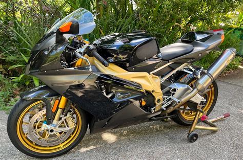 2007 Aprilia RSV1000R Factory – Iconic Motorbike Auctions