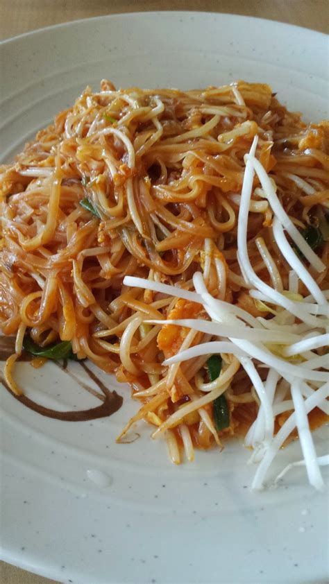 Natasha's Way: #FoodFriday | Sri Thai