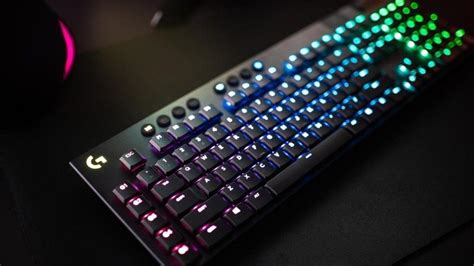 Logitech G915 LIGHTSPEED gaming keyboard at a 44% discount - Gearrice