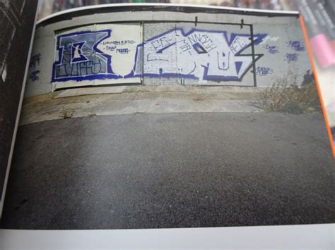 Křest prvního dílu pražského graffiti zinu GUIDE - Martin Fryč