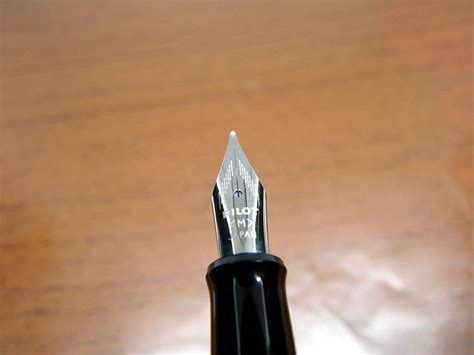 Detailed Pilot Metropolitan Fountain Pen Review - OnPens