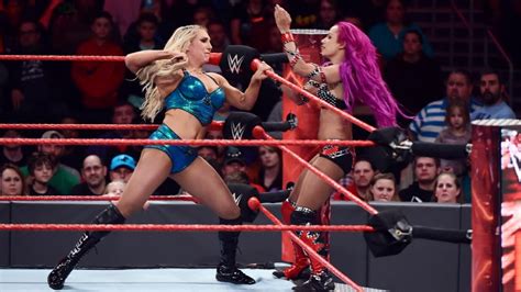 Photos: Sasha Banks spoils Charlotte Flair's homecoming | Charlotte flair, Charlotte, Raw women ...