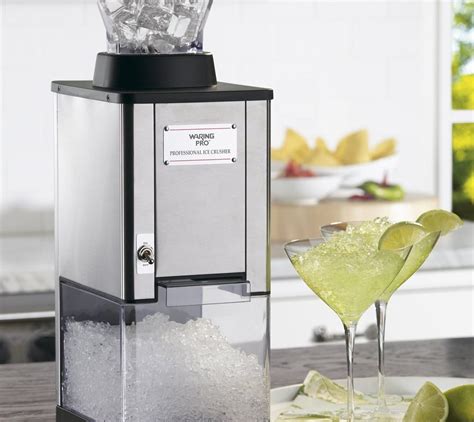 The Best Crushed Ice Makers for Delicious Drinks and Desserts - NomList