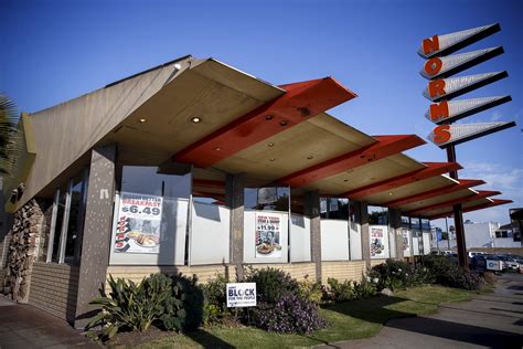 LA diner famed for Space Age 'Googie' architecture saved from threat of demolition | The Japan Times