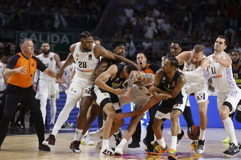 Madrid-Partizan basketball game abandoned after fierce brawl | Daily Sabah