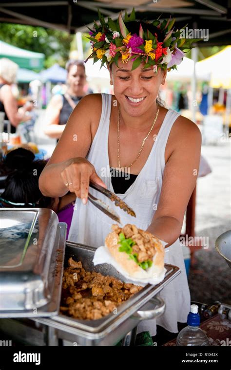 Cook islands food hi-res stock photography and images - Alamy