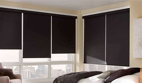 6 Choosing The Perfect Blinds for Complete Blackout