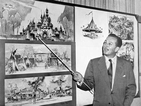 WALT DISNEY | Phan Thị Mỹ Hạnh