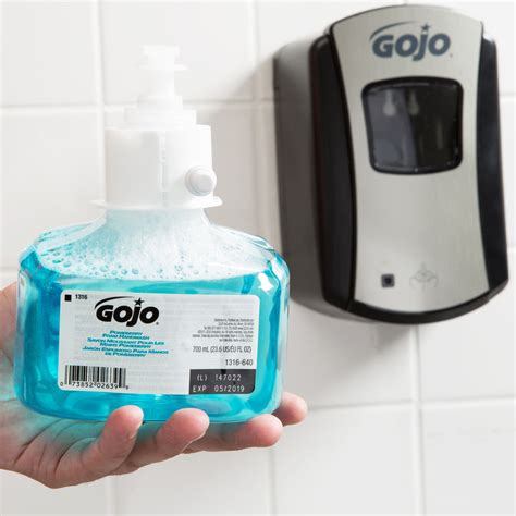 GOJO® 1316-03 LTX 700 mL Pomeberry Foam Hand Soap