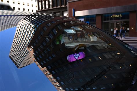 Lyft expands its EV and hybrid booking option to 14 more US markets ...