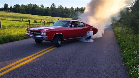 1970 chevy Chevelle burnout - YouTube