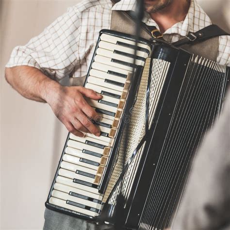 Accordionist Plays Vintage Accordion Stock Photo - Image of accord, close: 175785528