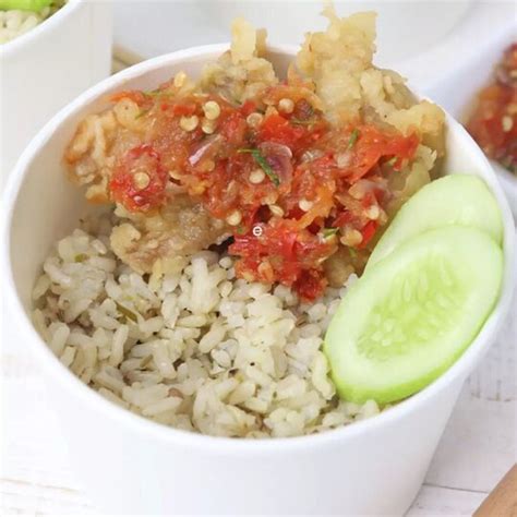 Recipe - Nasi Daun Jeruk Rice Cooker | Indonesian Chef Association