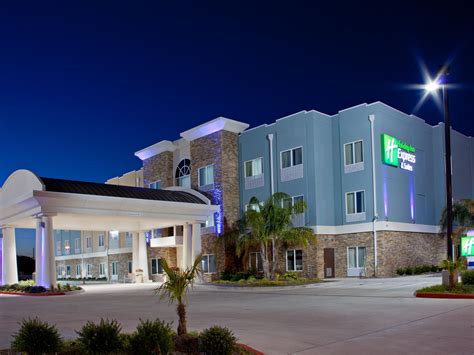 Rockport, Texas Hotels near Beach | Holiday Inn Express & Suites Rockport - Bay View