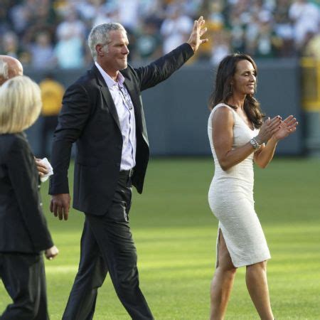 Deanna Favre shares a Blissful Married Life with Former NFL player ...