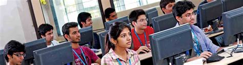 VIT University Vellore- Ranking, Admissions 2025, Placements