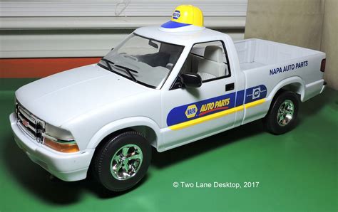 Two Lane Desktop: NAPA Auto Parts Delivery Truck 2002 Chevy S-10 pickup 1:12 scale (est.)