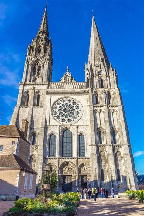 Chartres Cathedral, France - Infographic, Facts, Information ...