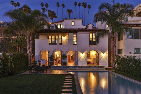 A Santa Monica Beach House Built for Norma Talmadge posted by Luxury… - Dwell